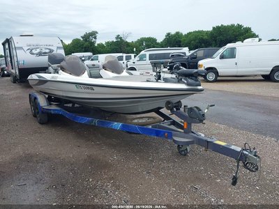 2006 Triton 17'