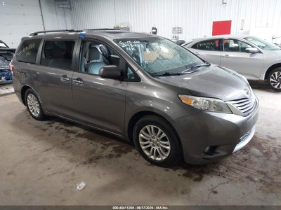 2016 Toyota Sienna