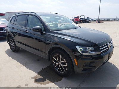 3VV1B7AX9MM****** 2021 Volkswagen Tiguan