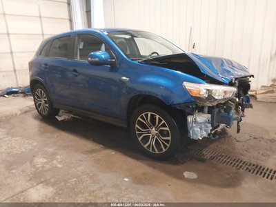 JA4AR3AU1HZ****** 2017 Mitsubishi Outlander