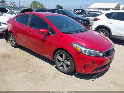 3KPFL4A75JE****** 2018 Kia Forte