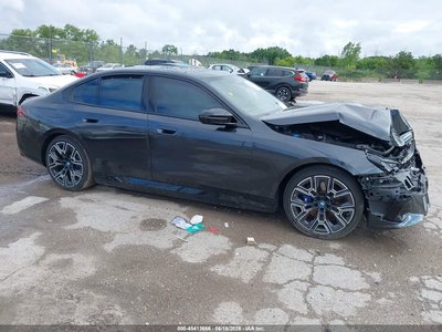 WBY43FK04RC****** 2024 BMW I5