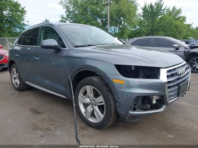WA1BNAFY2J2****** 2018 Audi Q5