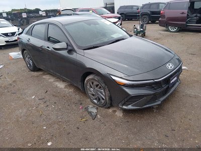 KMHLM4DG9RU****** 2024 Hyundai Elantra
