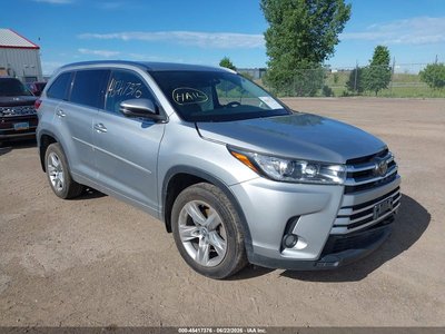 2017 Toyota Highlander