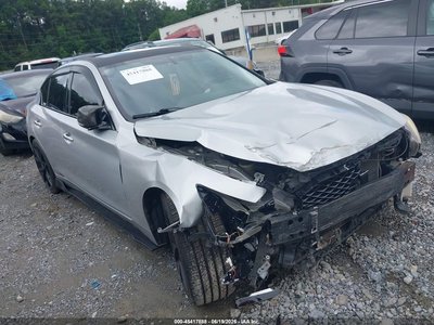 2015 Infiniti Q50