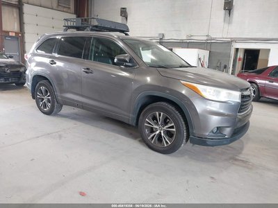 2016 Toyota Highlander