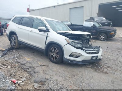 5FNYF5H30GB****** 2016 Honda Pilot