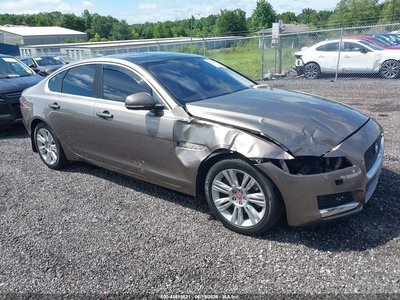 SAJBD4BV5HC****** 2017 Jaguar XF