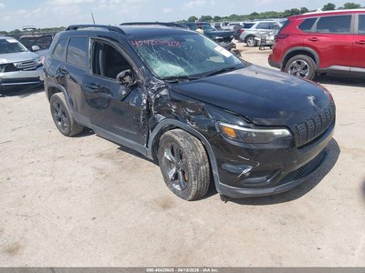 1C4PJMLB6KD****** 2019 Jeep Cherokee