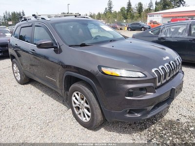 1C4PJMCB5HW****** 2017 Jeep Cherokee