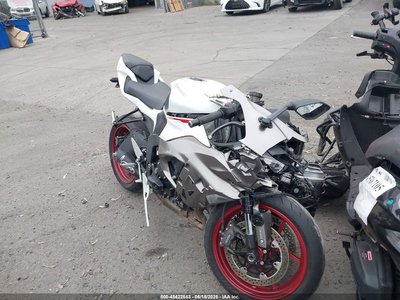 2025 Kawasaki Ninja ZX-6R at CA - Carson: JKBZXJJ17SA****** – IAAI