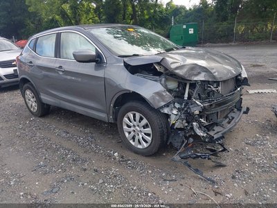 JN1BJ1CPXHW****** 2017 Nissan Rogue Sport