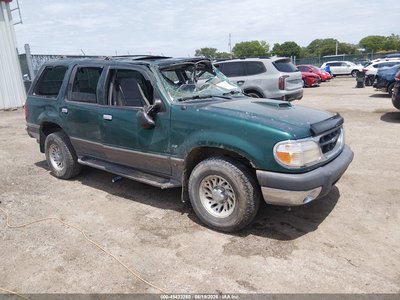1FMZU83P1YZ****** 2000 Ford Explorer