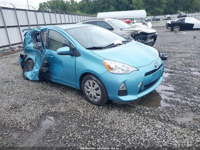 JTDKDTB35D1****** 2013 Toyota Prius C