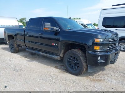 1GC1KVEY3JF****** 2018 Chevrolet Silverado 2500