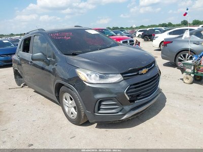 3GNCJLSB7KL****** 2019 Chevrolet Trax