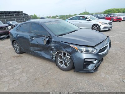3KPF24AD3ME****** 2021 Kia Forte