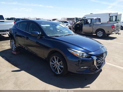 3MZBN1L31JM****** 2018 Mazda 3
