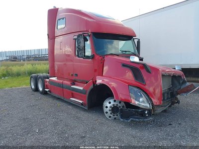 2004 Volvo VN