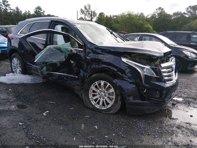 1GYKNARS8HZ****** 2017 Cadillac XT5
