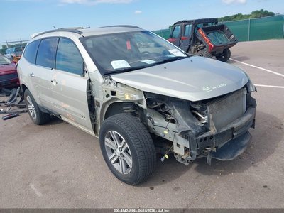 1GNKVHKD9FJ****** 2015 Chevrolet Traverse
