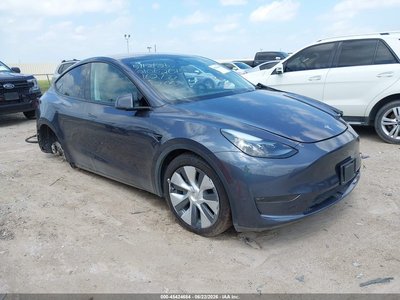 7SAYGDEE9PA****** 2023 Tesla Model Y