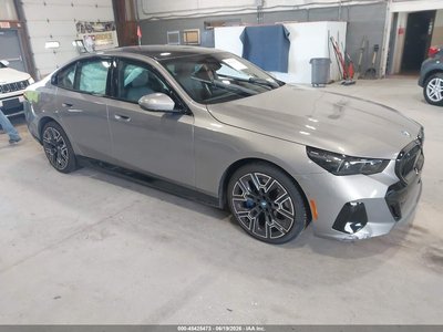 WBY33FK04RC****** 2024 BMW I5