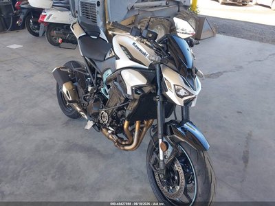 ML5ZRDS16SD****** 2025 Kawasaki Z900