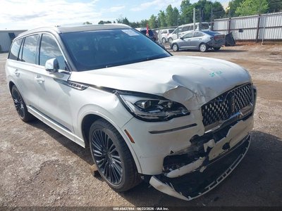 5LM5J9XC4LG****** 2020 Lincoln Aviator