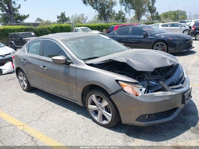 19VDE1F5XDE****** 2013 Acura ILX