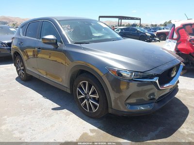 JM3KFBCM6J0****** 2018 Mazda CX-5