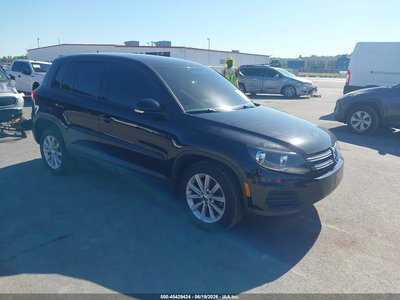 WVGBV7AX9HK****** 2017 Volkswagen Tiguan