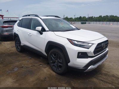 2T3J1RFV3RW****** 2024 Toyota RAV4