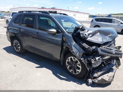 4S4SLDD66T3****** 2026 Subaru Forester