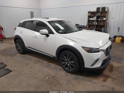 JM1DKBD75G0****** 2016 Mazda CX-3