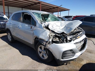 3GNCJNSB8HL****** 2017 Chevrolet Trax