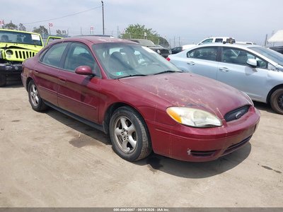 2004 Ford Taurus