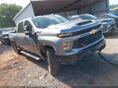 2GC4YME79R1****** 2024 Chevrolet Silverado 2500 HD