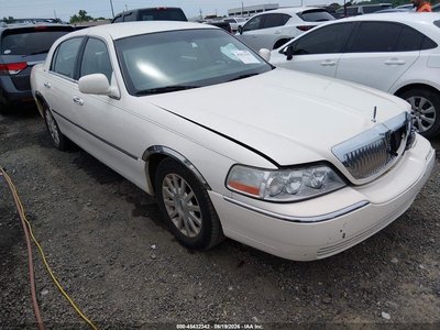 1LNHM81W27Y****** 2007 Lincoln Town Car