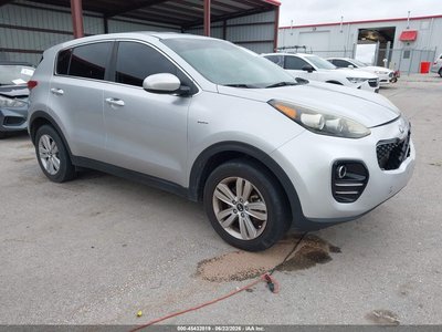 KNDPMCACXJ7****** 2018 Kia Sportage