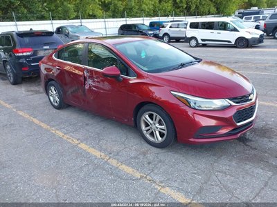 1G1BE5SM9J7****** 2018 Chevrolet Cruze