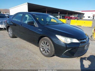 2017 Toyota Camry Hybrid