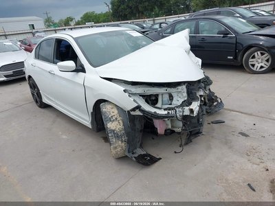 1HGCR2F1XHA****** 2017 Honda Accord