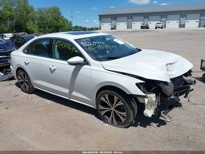 1VWSA7A35NC****** 2022 Volkswagen Passat