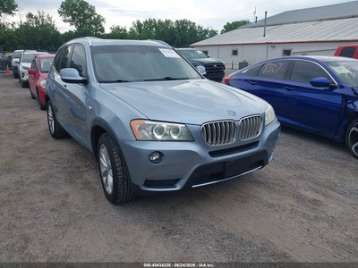 5UXWX9C54E0****** Salvamento y Destrozados 2014 BMW X3 en Davenport