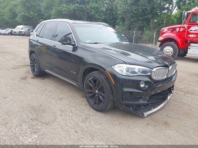 5UXKR0C56J0****** 2018 BMW X5