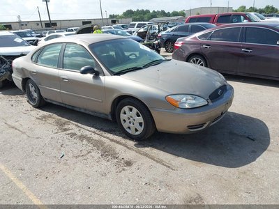 2005 Ford Taurus