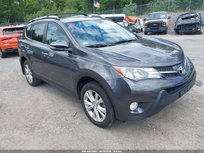 2T3DFREV1FW****** 2015 Toyota RAV4