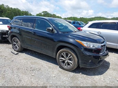 2016 Toyota Highlander